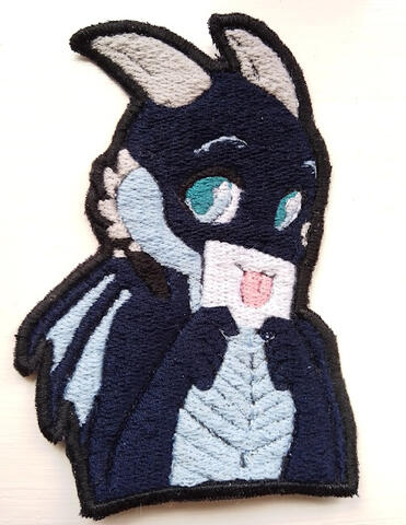 :3